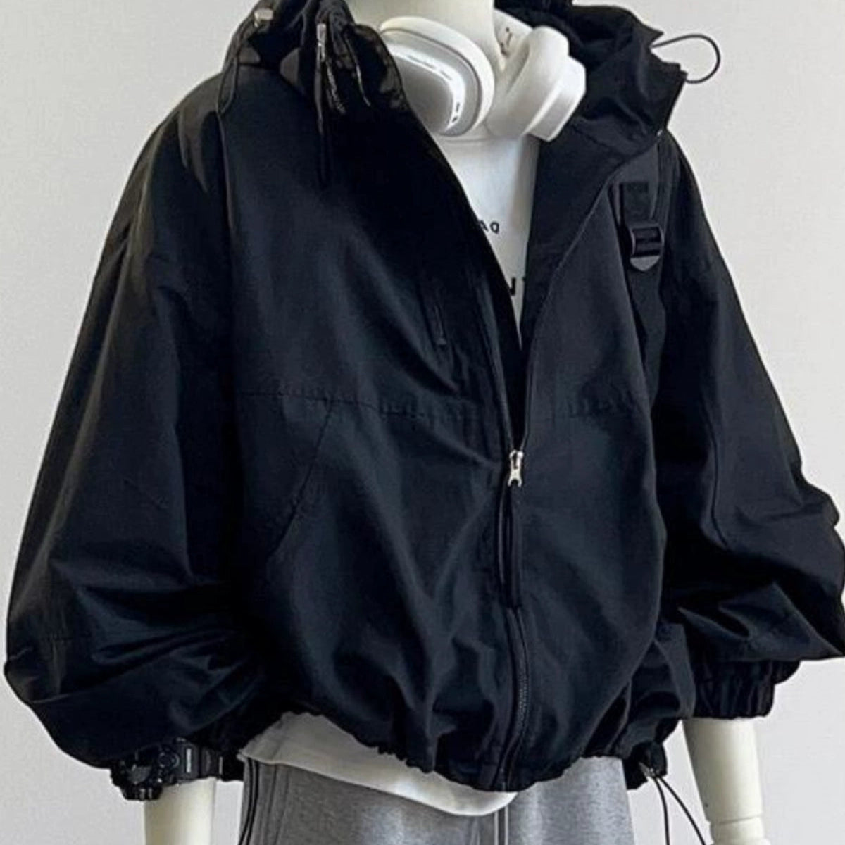 スタンドフード ジップウィンドブレーカー