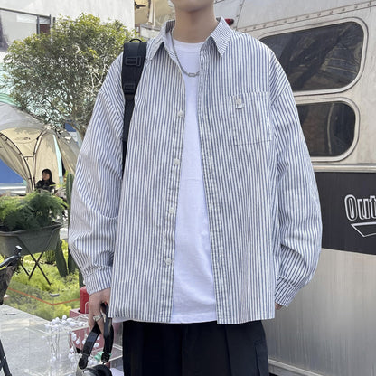 リラックスフィット バーティカルストライプシャツ